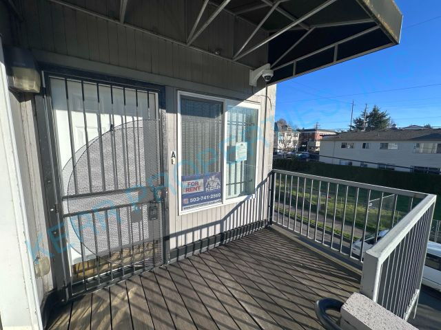 property at 919 SE 44th Ave