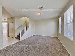 424 N 66th Ave in Phoenix, AZ - Building Photo - Building Photo