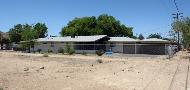 20384 Thunderbird Rd in Apple Valley, CA - Building Photo - Building Photo