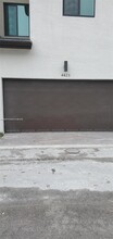 4425 NW 83rd Pkwy in Doral, FL - Building Photo - Building Photo