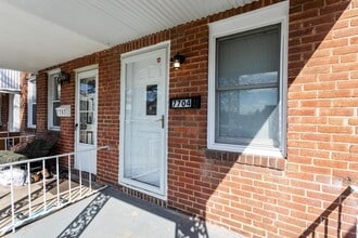 7704 Gough St in Baltimore, MD - Foto de edificio - Building Photo