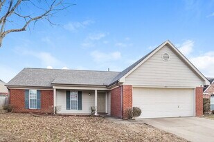 6932 Wrenwood Dr in Horn Lake, MS - Building Photo