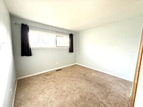 2626 Corvalis Ave in Fort Wayne, IN - Building Photo - Building Photo