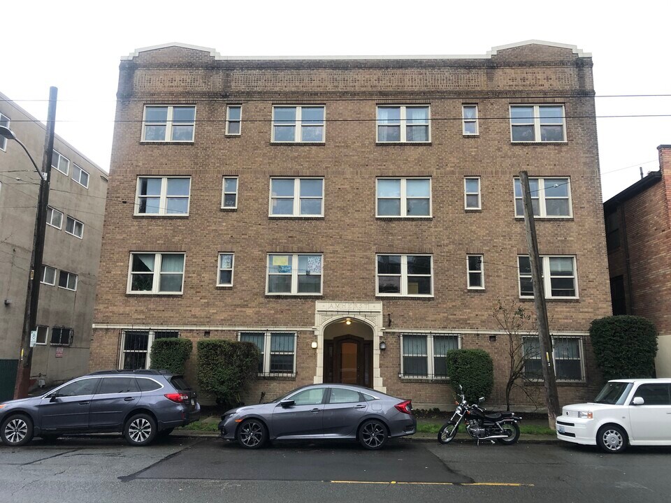 Amherst in Seattle, WA - Foto de edificio