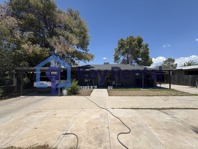 656 W Hatfield St in Tucson, AZ - Building Photo - Building Photo