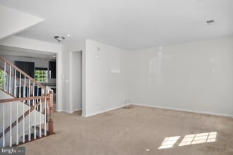 432 Scarecrow Ct in Hockessin, DE - Building Photo - Building Photo