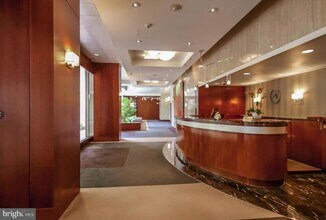 224-30-230 W Rittenhouse Square, Unit 514 in Philadelphia, PA - Building Photo - Building Photo