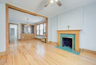 532 Thomas Ave, Unit #1 in Forest Park, IL - Foto de edificio - Building Photo