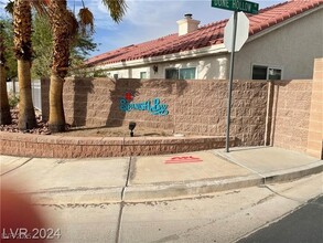 5624 Whale Watch St in Las Vegas, NV - Building Photo - Building Photo