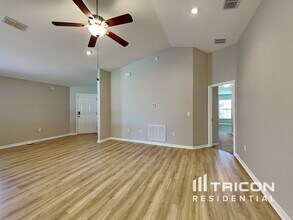 2158 Bretton Ridge Loop in Winter Haven, FL - Building Photo - Building Photo