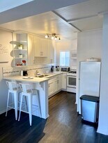 Samoa in Los Angeles, CA - Building Photo
