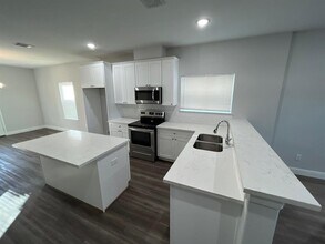 7838 Booker St, Unit A in Houston, TX - Building Photo - Building Photo