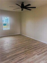 280 S Charleston Rd in Jamestown, OH - Building Photo - Building Photo