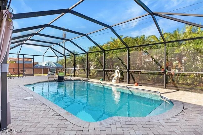 1114 NE 3rd Ave in Cape Coral, FL - Building Photo - Building Photo