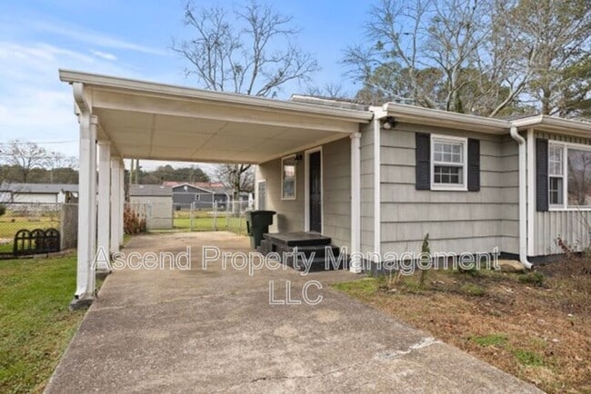 4610 Leslie Ln in Chattanooga, TN - Building Photo - Building Photo