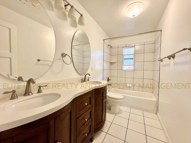 5621 E Lester St in Tucson, AZ - Building Photo - Building Photo