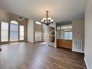 308 Catspaw Ct in Antioch, TN - Building Photo - Building Photo