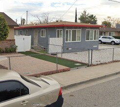 8985 Sewell Ave in Fontana, CA - Building Photo - Building Photo