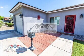 2249 E Sells Dr in Phoenix, AZ - Building Photo - Building Photo