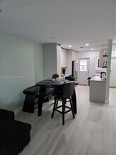 251 NE 187th St in North Miami Beach, FL - Building Photo - Building Photo