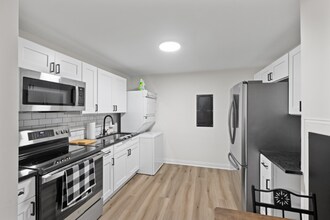 613 S Champion Ave-Unit -613 S Champion Ave UNIT A in Columbus, OH - Building Photo - Building Photo