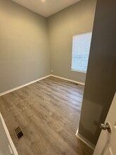 5906 S La Salle St in Chicago, IL - Building Photo - Building Photo