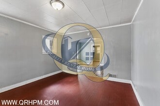 936 Stocker Ave in Flint, MI - Building Photo - Building Photo