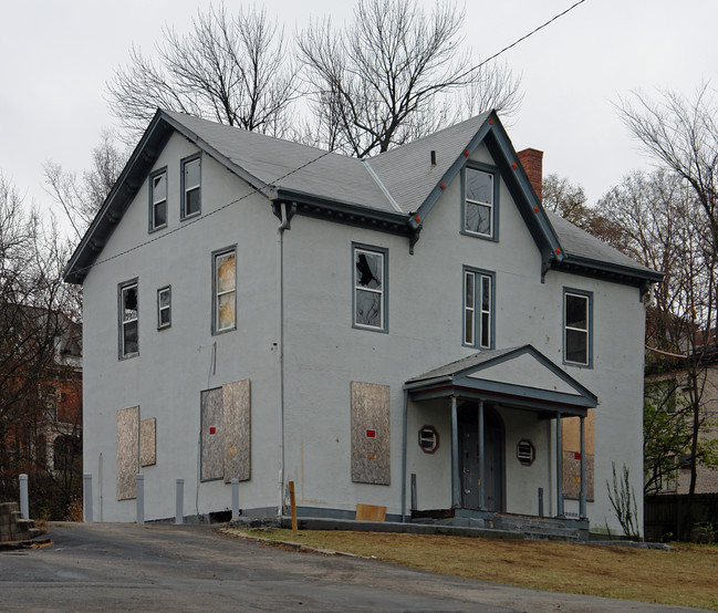 263 McGregor Ave in Cincinnati, OH - Building Photo - Building Photo