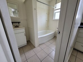 523 Taylor Ave in Moscow, ID - Building Photo - Building Photo