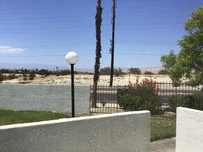 34041 Emily Way, Unit Emily Way in Rancho Mirage, CA - Building Photo - Building Photo