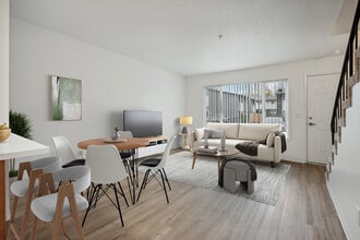 Alturas Vose Townhomes in Beaverton, OR - Building Photo - Building Photo