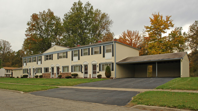 2624 Lexington Ave in Warren, OH - Building Photo - Building Photo