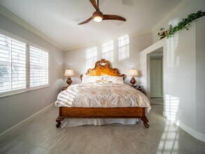 8415 Excalibur Cir in Naples, FL - Building Photo - Building Photo