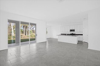 2011 Treetop Br Wy in Apopka, FL - Building Photo - Building Photo