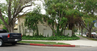 18556 Community St Apartments