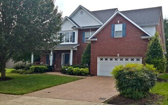 109 Fieldcrest Ct in Hendersonville, TN - Building Photo