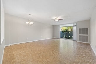 Highland West in Worcester, MA - Building Photo - Interior Photo