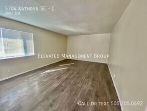 5704 Kathryn Ave SE in Albuquerque, NM - Building Photo - Building Photo
