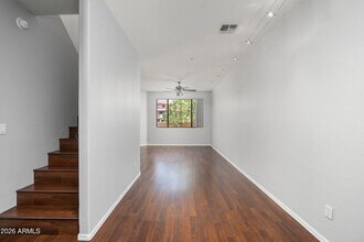 7601 E Roosevelt St in Scottsdale, AZ - Building Photo - Building Photo