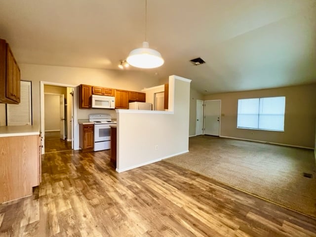 2013 Carlee Dr, Unit B in Pueblo, CO - Building Photo - Building Photo