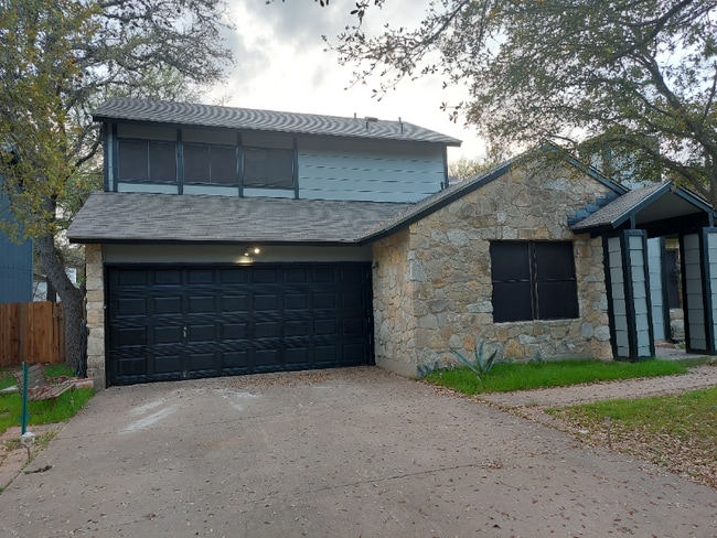 7916 capano in Austin, TX - Building Photo - Building Photo