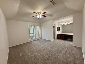 1116 Glyndon Dr in Plano, TX - Building Photo - Building Photo