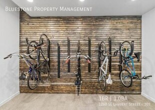 1260 SE Lambert St in Portland, OR - Building Photo - Building Photo