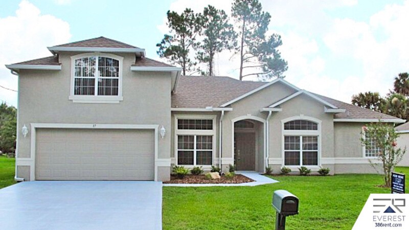 37 Sea Breeze Trail in Palm Coast, FL - Building Photo