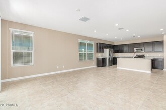 38201 W San Alvarez Ave in Maricopa, AZ - Building Photo - Building Photo