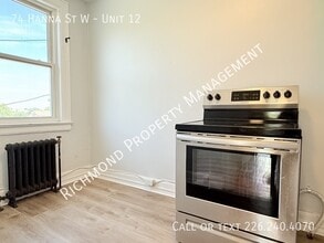74 Hanna St W in Windsor, ON - Building Photo - Building Photo