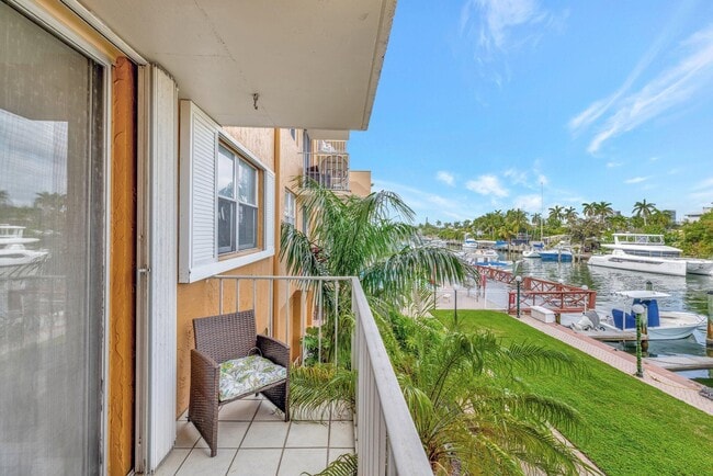 1777 SE 15th St in Fort Lauderdale, FL - Building Photo - Building Photo