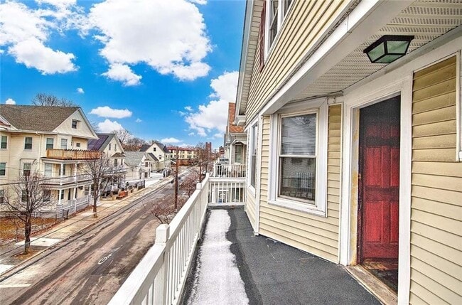 80 Ontario St in Providence, RI - Building Photo - Building Photo