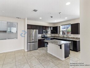 181 Bonner Dr in Tracy, CA - Building Photo - Building Photo
