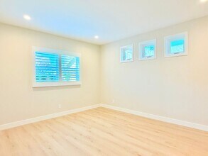 5602-5604 Verdura Ave in Lakewood, CA - Building Photo - Building Photo